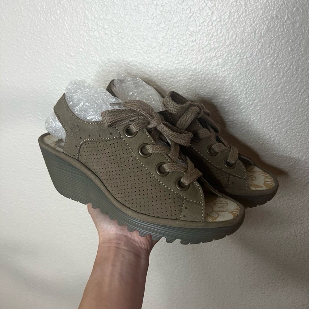 Fly London Yuta Wedge Sandals Taupe Perforated Lace-Up Open Toe 40 / US 9.5-10